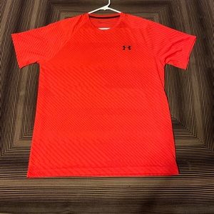Under Armour short sleeve top